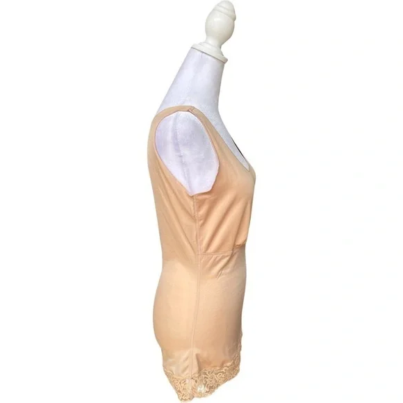 SPANX by Sara Blakely Large Compression Top - Picture 5 of 6